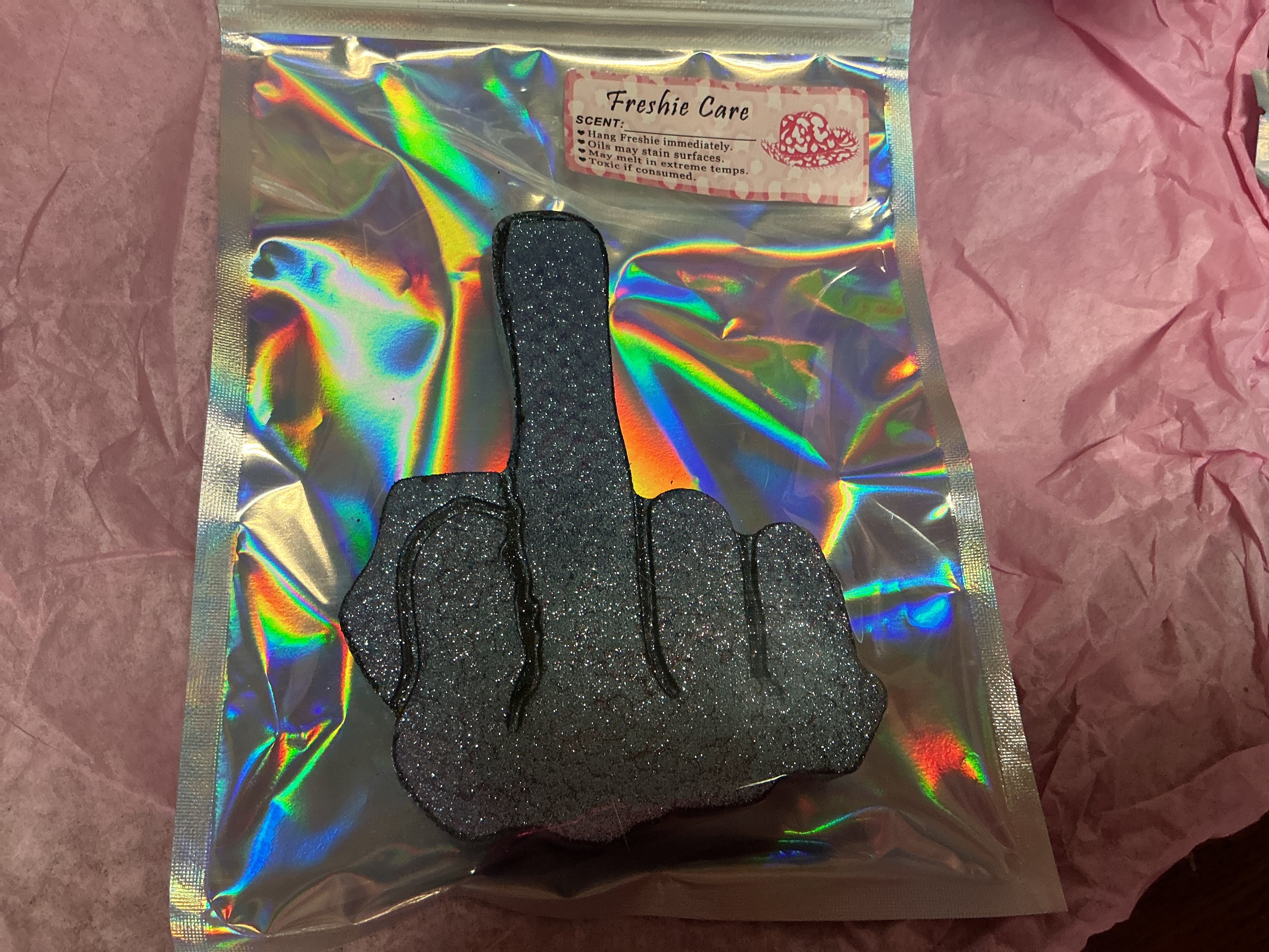 MIDDLE FINGER
